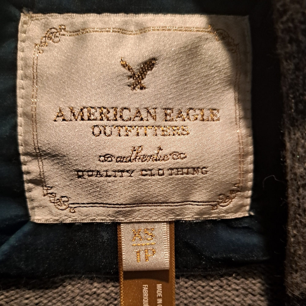 American Eagle Cardigan - Picture 2 of 2